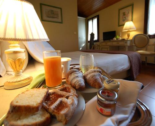 Hotel Antica Fenice - image 3