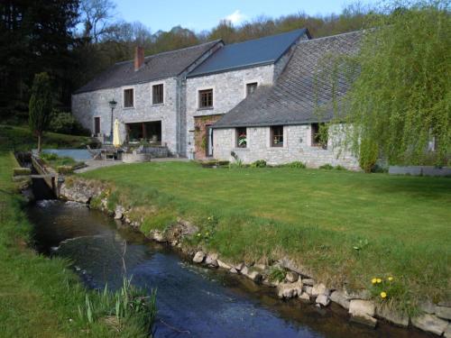  B&B Moulin De Revogne, Pension in Beauraing bei Wanlin