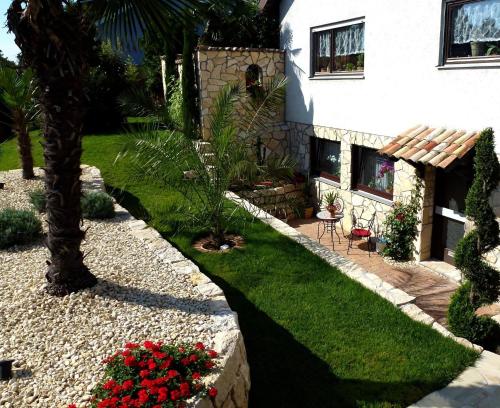 ทางเข้า, Apartmenthaus Casa Palma in บูล