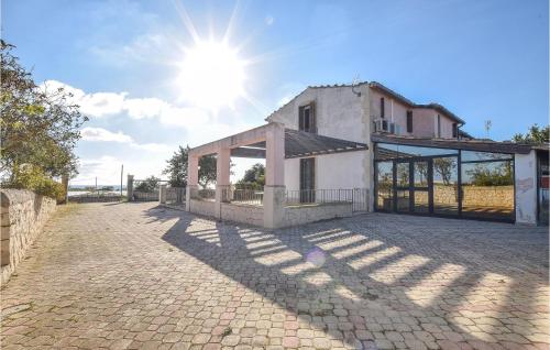 Beautiful Home In Scicli With 4 Bedrooms And Wifi