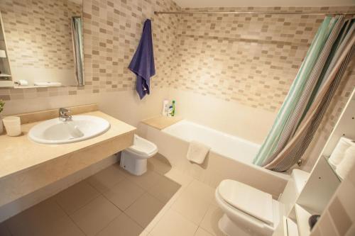 Casa Maria 1 bedroom apartment with roof terrace - image 3