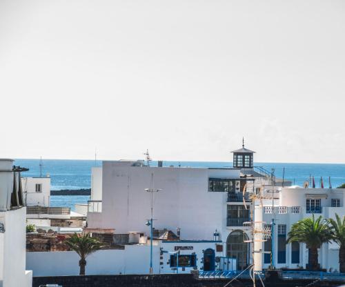  Rincon Marinero with large terrace and views in Arrecife