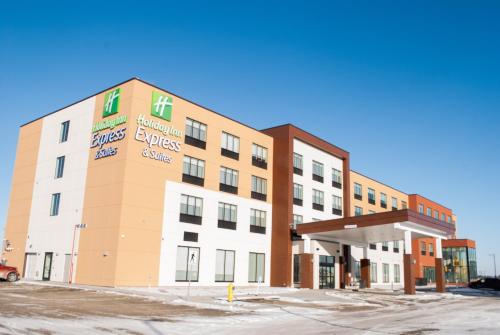 Holiday Inn Express & Suites Edmonton N - St. Albert, an IHG hotel - Hotel - St. Albert