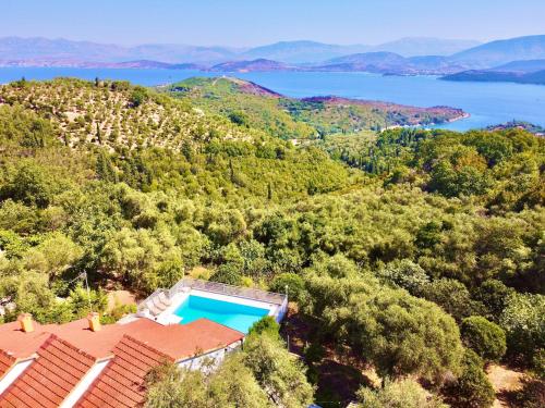 Villa Marialetta St Stephanos with private pool by DadoVillas