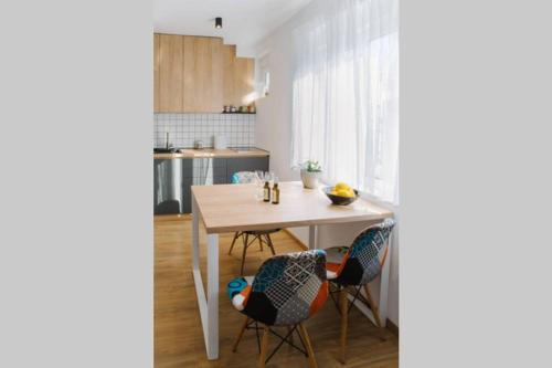 MILLENNIUM bridge cozy apartment TOP location - image 3