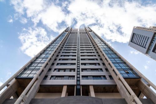 NEW Modern Penthouse Apartment with panoramic views of Santa Cruz - image 2
