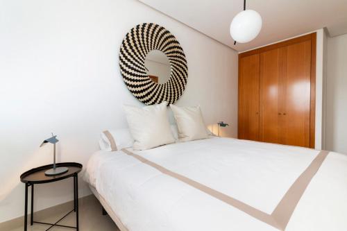 HomeForGuest NEW Modern Penthouse Apartment with panoramic views of Santa Cruz