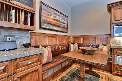 Oakwood Lodge - image 5