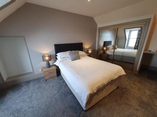 House by the Harbour - NC500 Route Wick