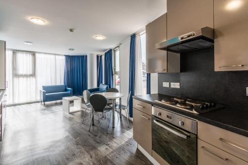 Destiny Student - Holyrood (Brae House) - image 9