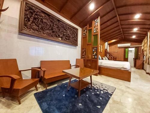 Facilities, Baanthep Antique Homestay in Phrae