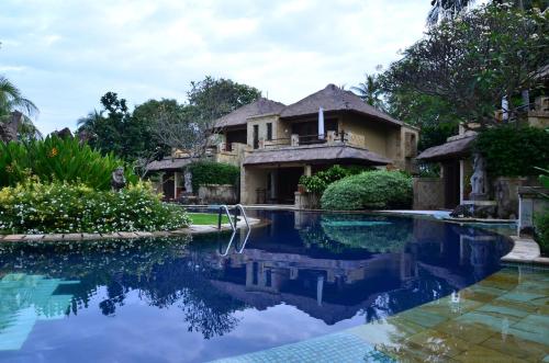 Pool Villa Merumatta Senggigi