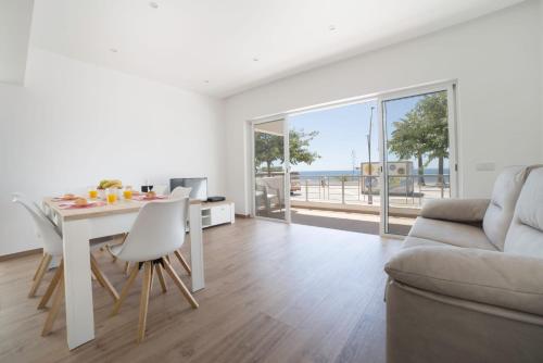 Facilities, 11 Beira Mar - Casas & Papeis in Silves