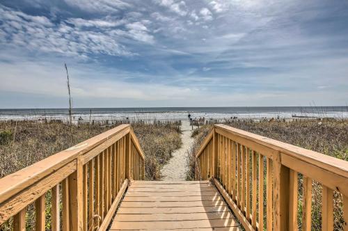 North Myrtle Beach Condo with Lazy River Pools! - main image