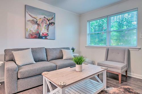 Chic Charlotte Getaway - 5 Miles to Downtown! - main image