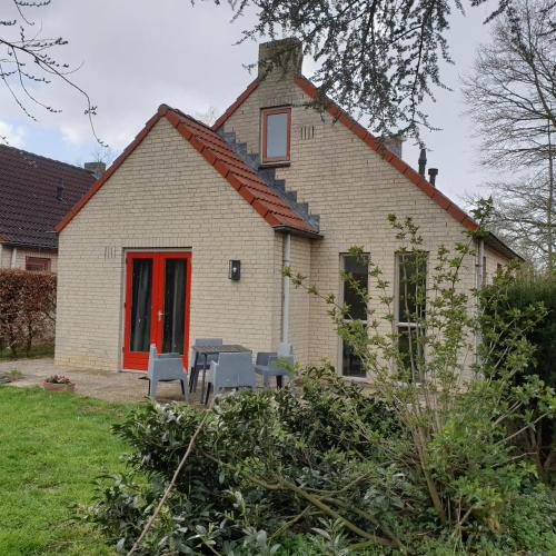 Gezellige vakantiewoning met sauna in Ewijk bij Nijmegen, gratis WiFi