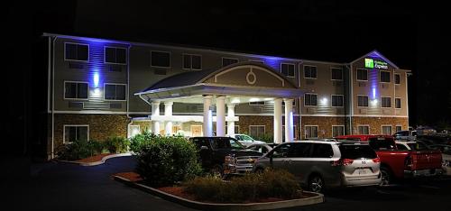 Holiday Inn Express - Ludlow - Chicopee Area, an IHG hotel - Hotel - Ludlow
