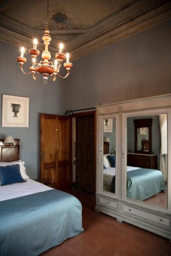2 queen beds