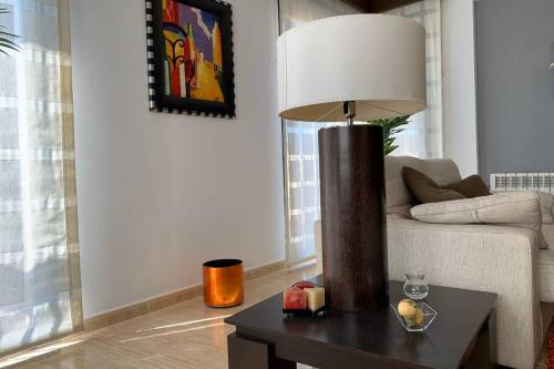 Apartamento Miramar . Amplitud y Comodidad