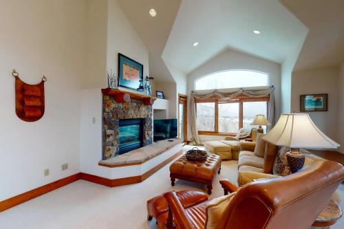 Essence at Arrowhead, Edwards (фото 8)