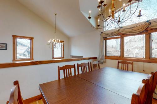 Essence at Arrowhead, Edwards (фото 10)