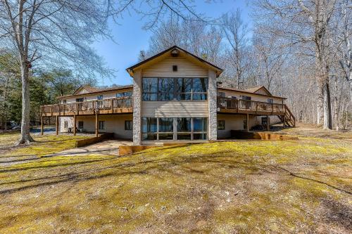 Shangri-la in Bumpass, USA