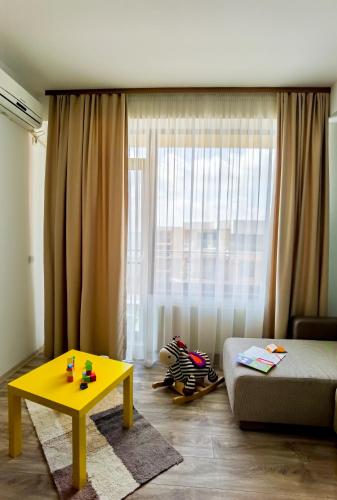 Nor Apartments Summerland - image 2