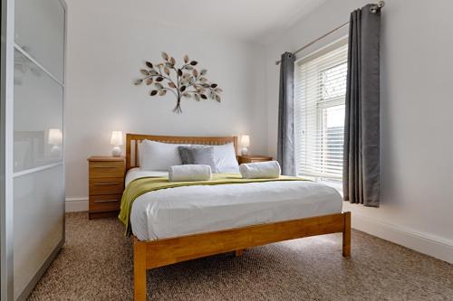 Work Stay - Parking - 4BRM - Spacious in Lugora