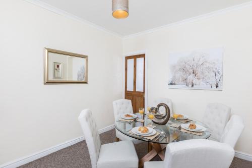 Iekārtas, Work Stay - Parking - 4BRM - Spacious in Lugora