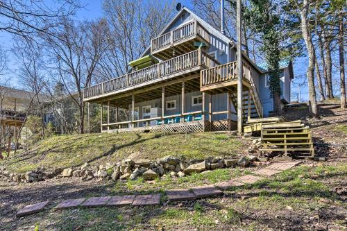 Lakefront Table Rock Getaway with Private Swim Dock! in Golden, USA