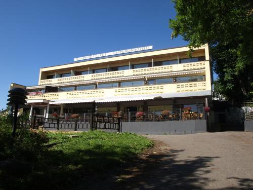 Tammisaaren Kaupunginhotelli - Hotel - Tammisaari