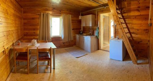 Sleeps 5