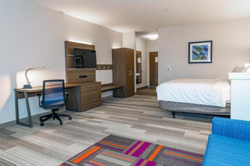 Holiday Inn Express & Suites - Columbus - Worthington, an IHG Hotel