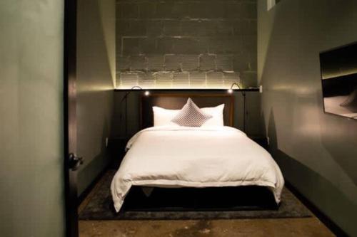 3E - *Renovated* 3 min to Hillman Cancer Center Sleeps 6 in Pittsburgh, USA