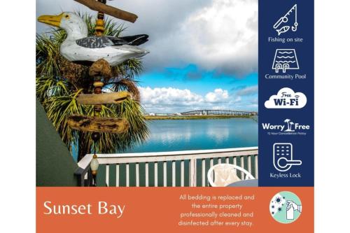 Sunset Bay 221 by Padre Escapes - main image