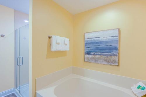 Boardwalk Beach Resort #604 by Book That Condo - image 9