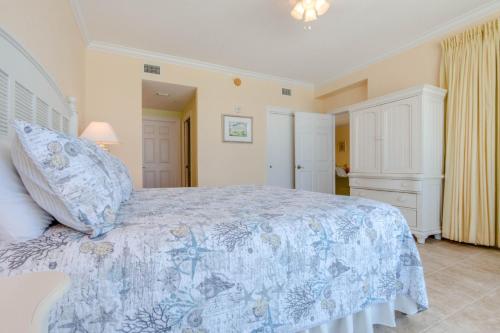 Boardwalk Beach Resort #608 by Book That Condo