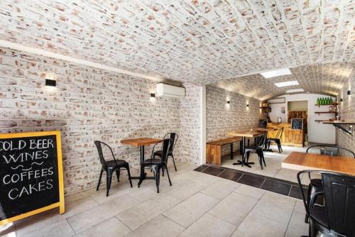 ห้องอาหาร, โรงแรมเซนต์ เลียวนาร์ด (Hotel St Leonards) in นอร์ท ชอร์