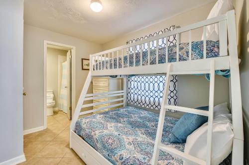 Dolphin Den 603 by Book That Condo
