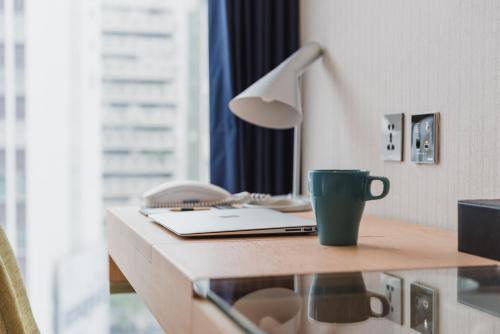 Business Double Room with Window image 8
