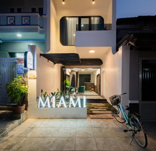 Khách sạn gần biển Miami Tuy Hoà Phú Yên – Tuy Hòa, IL