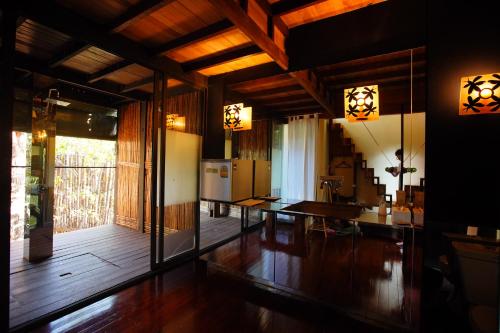 บริการและสิ่งอำนวยความสะดวก, บางกอก ทรี เฮาส์ (Bangkok Tree House) near โรงพยาบาลทหารเรือกรุงเทพ