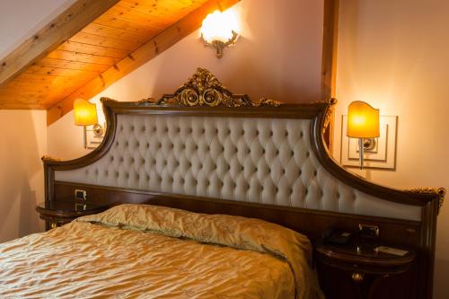 Alexios Luxury Hotel - image 2