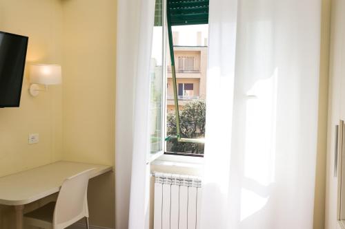 Rex Hotel Residence - image 3