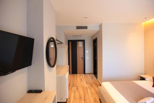 Hotel Citrus - image 14