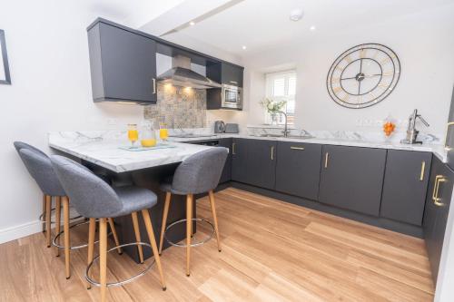 Stable Court Apartments in แอนทรีม