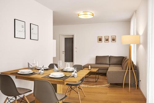  die Tauplitz Lodges - Bergblick Lodge B1 by AA Holiday Homes in Tauplitz
