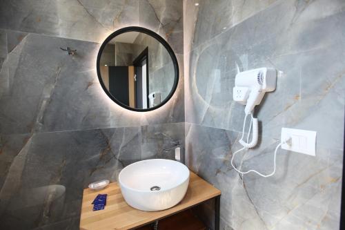 Hotel Citrus - image 11