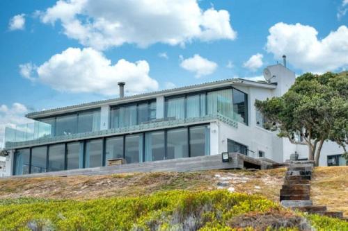 Marlin Manor, Struisbaai