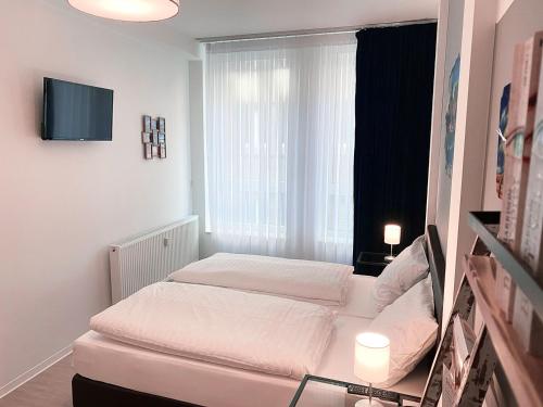 Kangarooms - Schlachte Weserpromenade 624m von Klosterkirchenstraße entfernt